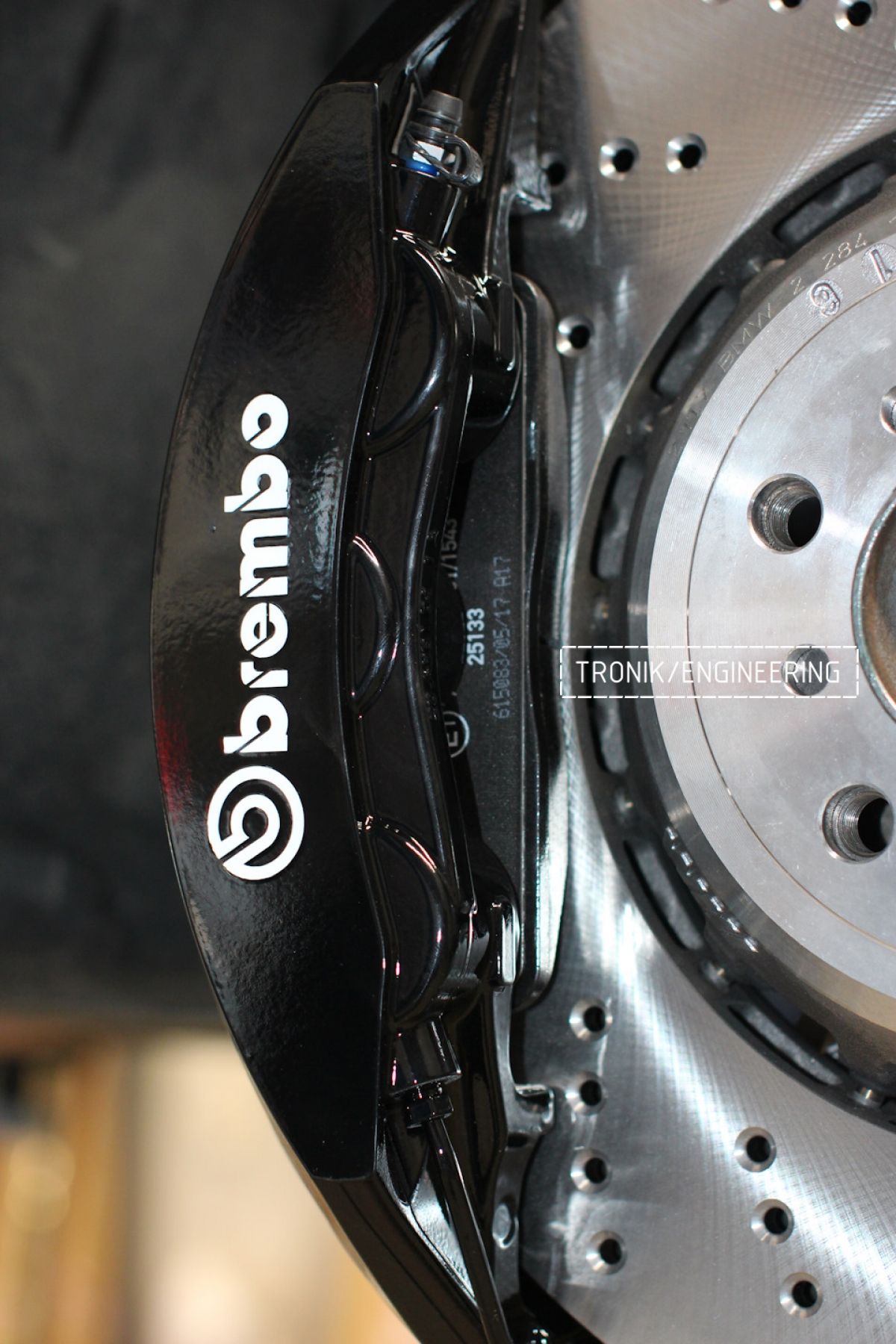 Тормозная система Brembo на BMW F01. Фотография 10