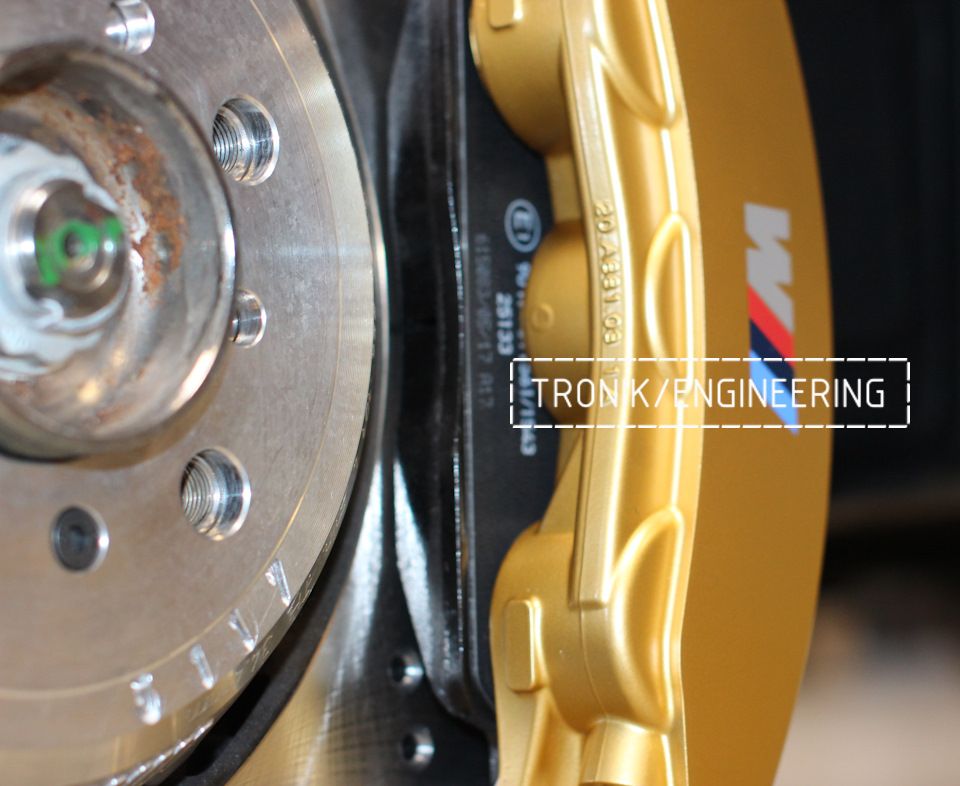 Тормозной диск 400*36, золотистый 6-ти поршневой суппорт Brembo. Фото 3