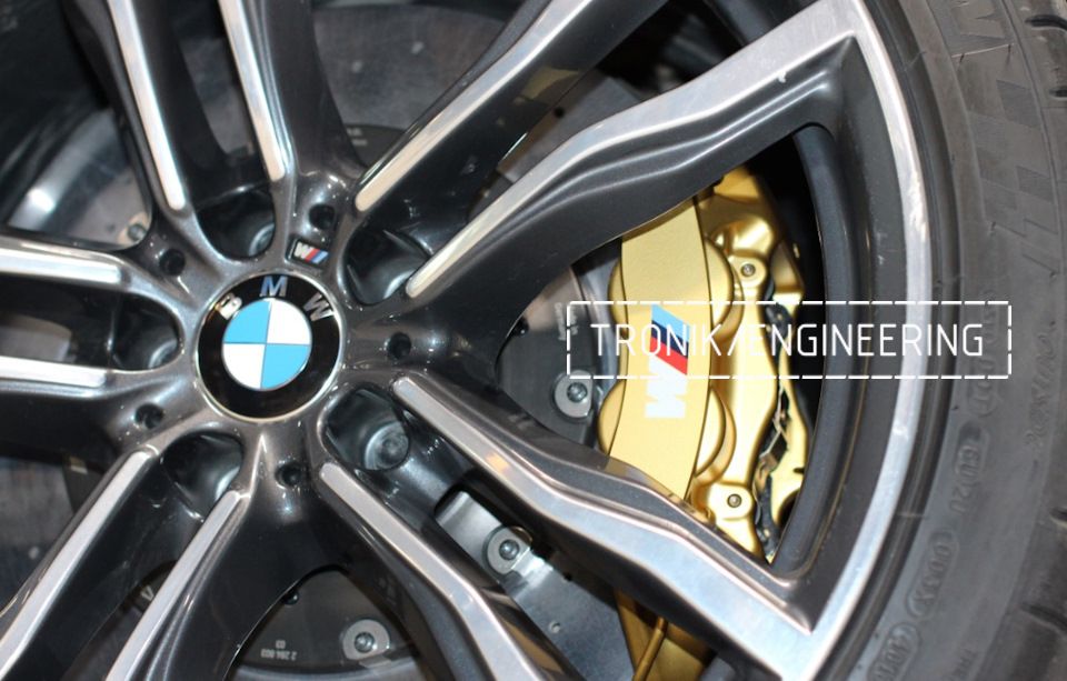 Карбон-керамическая тормозная система на BMW X5M F85. Фотография 14