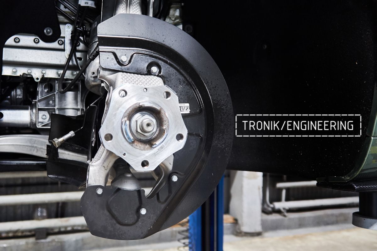 Установка карбон-керамической тормозной системы на Bentley Continental GT 2020. Фотография 14