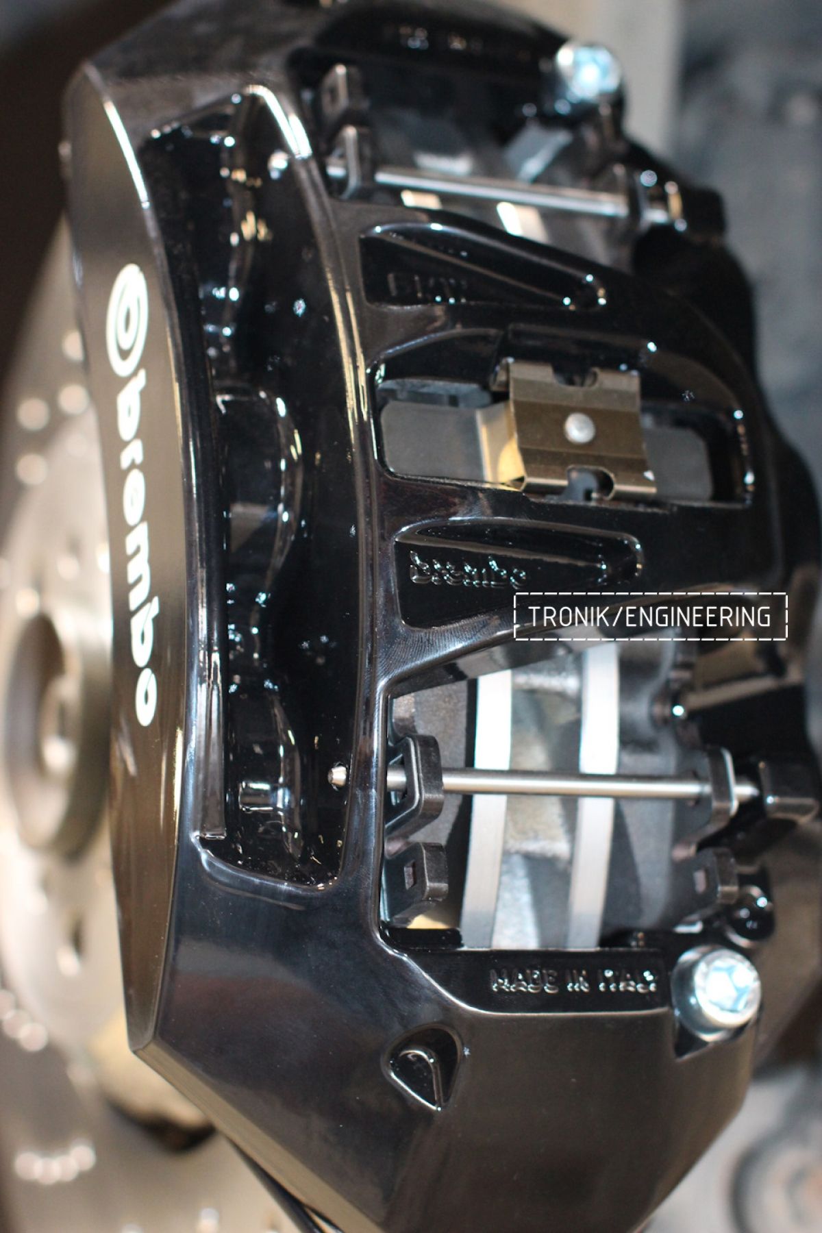 Тормозная система Brembo на BMW F01. Фотография 9