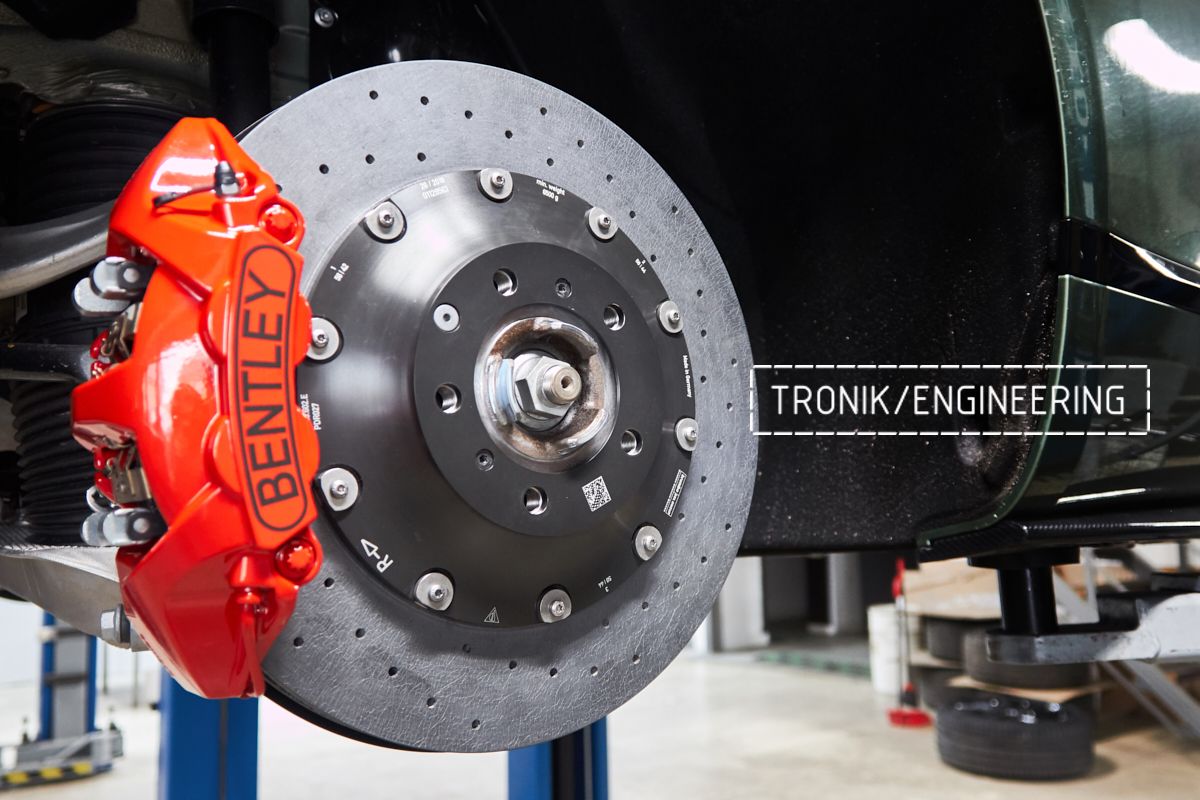 Установка карбон-керамической тормозной системы на Bentley Continental GT 2020. Фотография 30