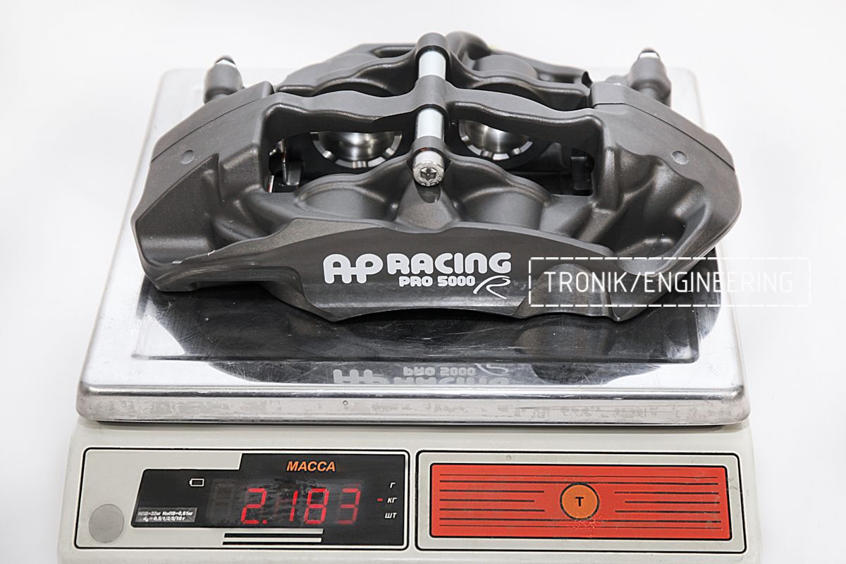 Масса заднего 4-х поршневого суппорта AP-Racing - 2 183 грамм