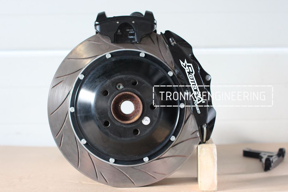 Тормозной диск, электроручник, 4-х поршневой суппорт Rotora. Фото 1