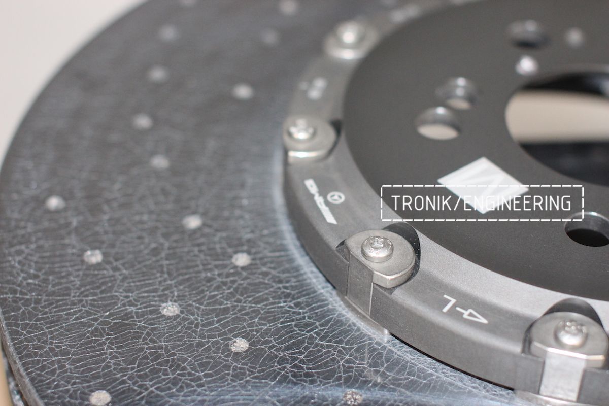 Керамическое покрытие переднего диска Брембо 402-39