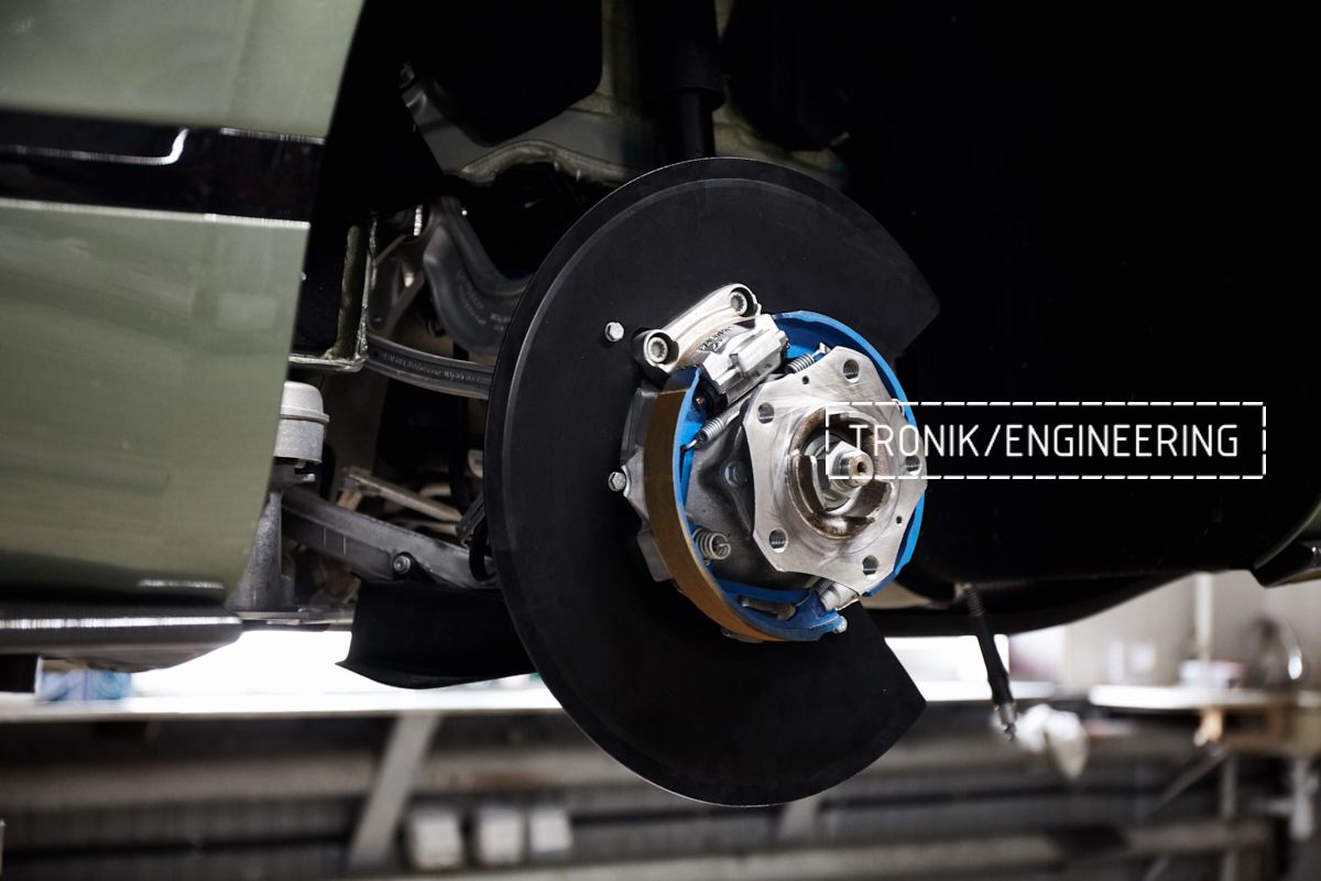 Установка карбон-керамической тормозной системы на Bentley Continental GT 2020. Фотография 11