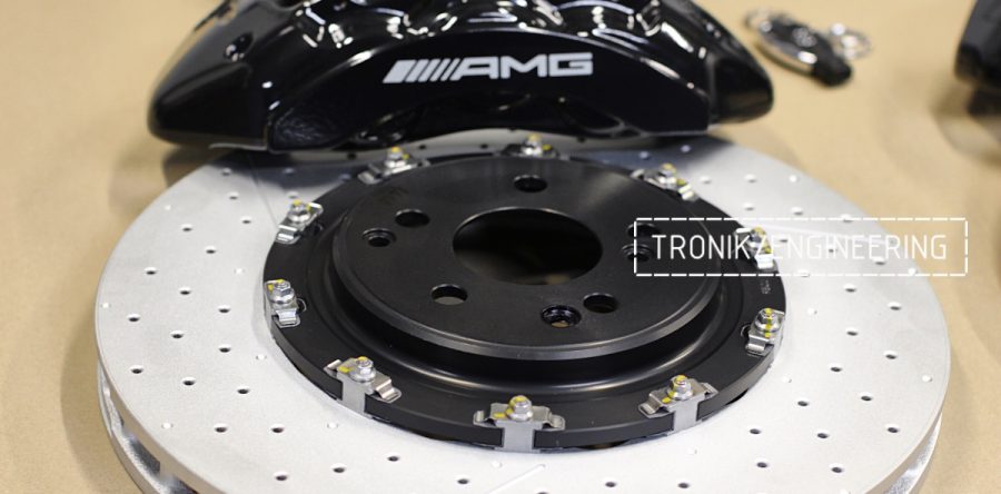 Комплект тормозной системы на Mercedes V-class.