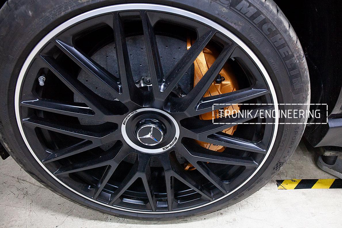 Карбон-керамические тормоза Mercedes-Benz W167. Фото 7