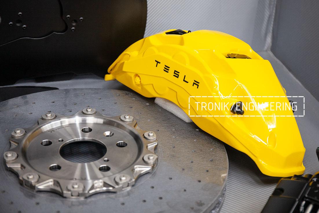 Комплект карбон-керамической тормозной системы Tesla Plaid. фото 6