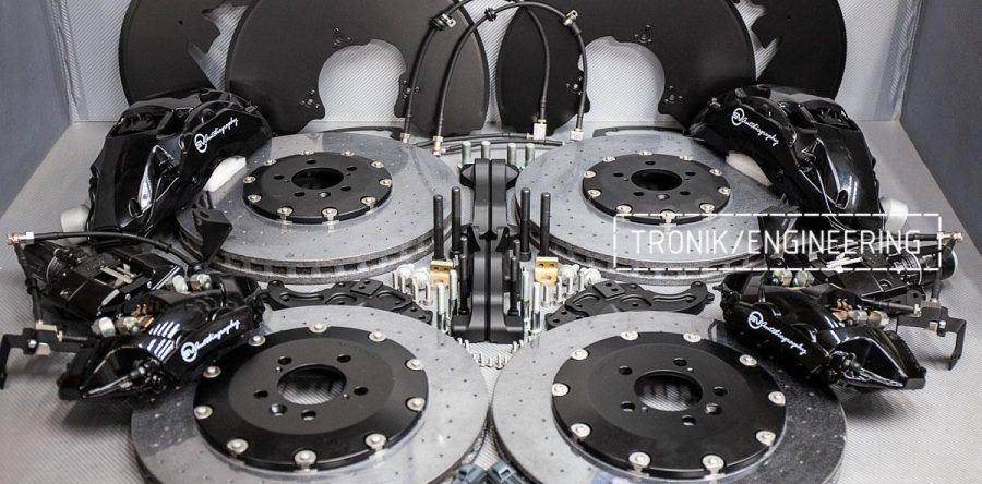 Комплект карбон-керамической тормозной системы Range-Rover SVR