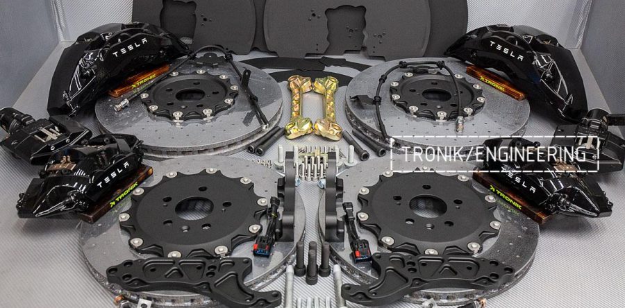 Карбон-керамическая тормозная система Tesla Plaid