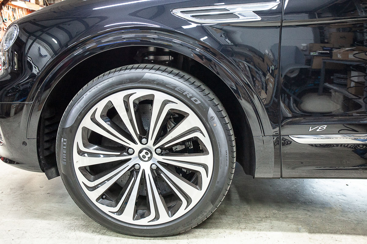 Карбон-керамическая тормозная система Bentley Bentayga. Фото 10