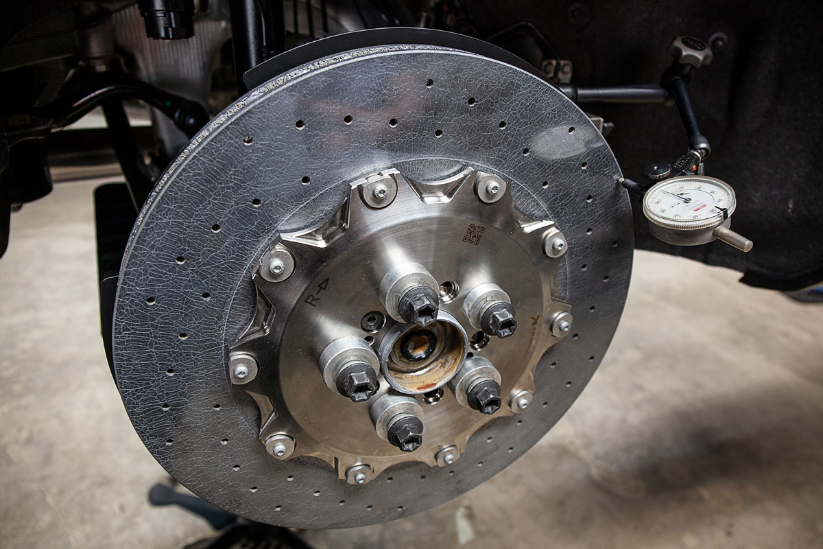 Карбон-керамическая тормозная система Rolls-Royce Cullinan. Фото 5