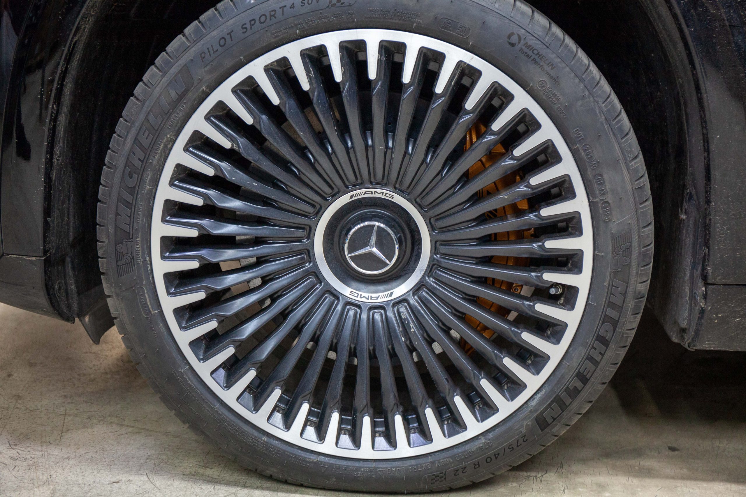 Карбон-керамическая тормозная система для Mercedes-Benz EQS SUV. Фото 7