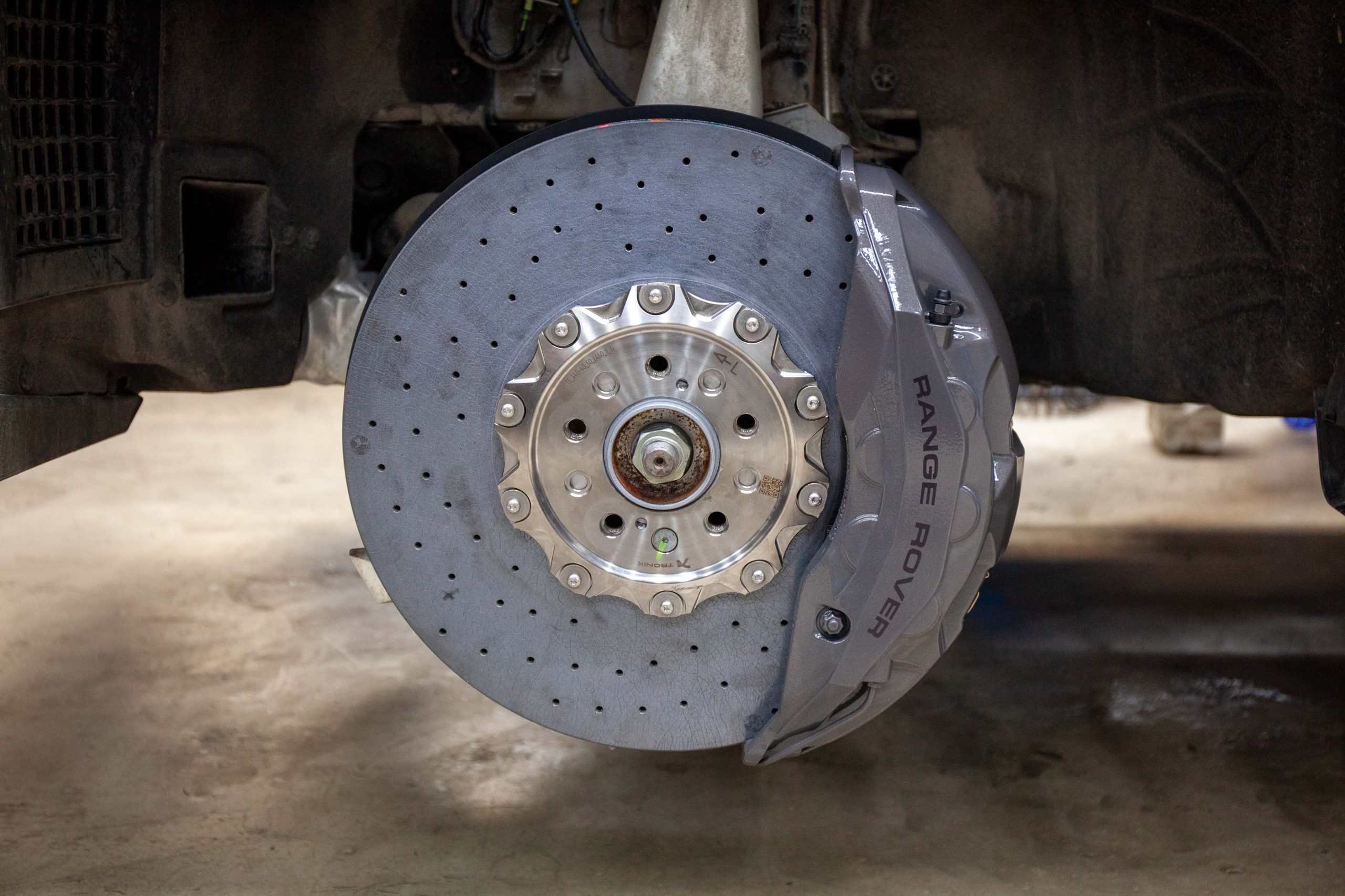 Карбон-керамическая тормозная система для Range Rover L460. Фото 8