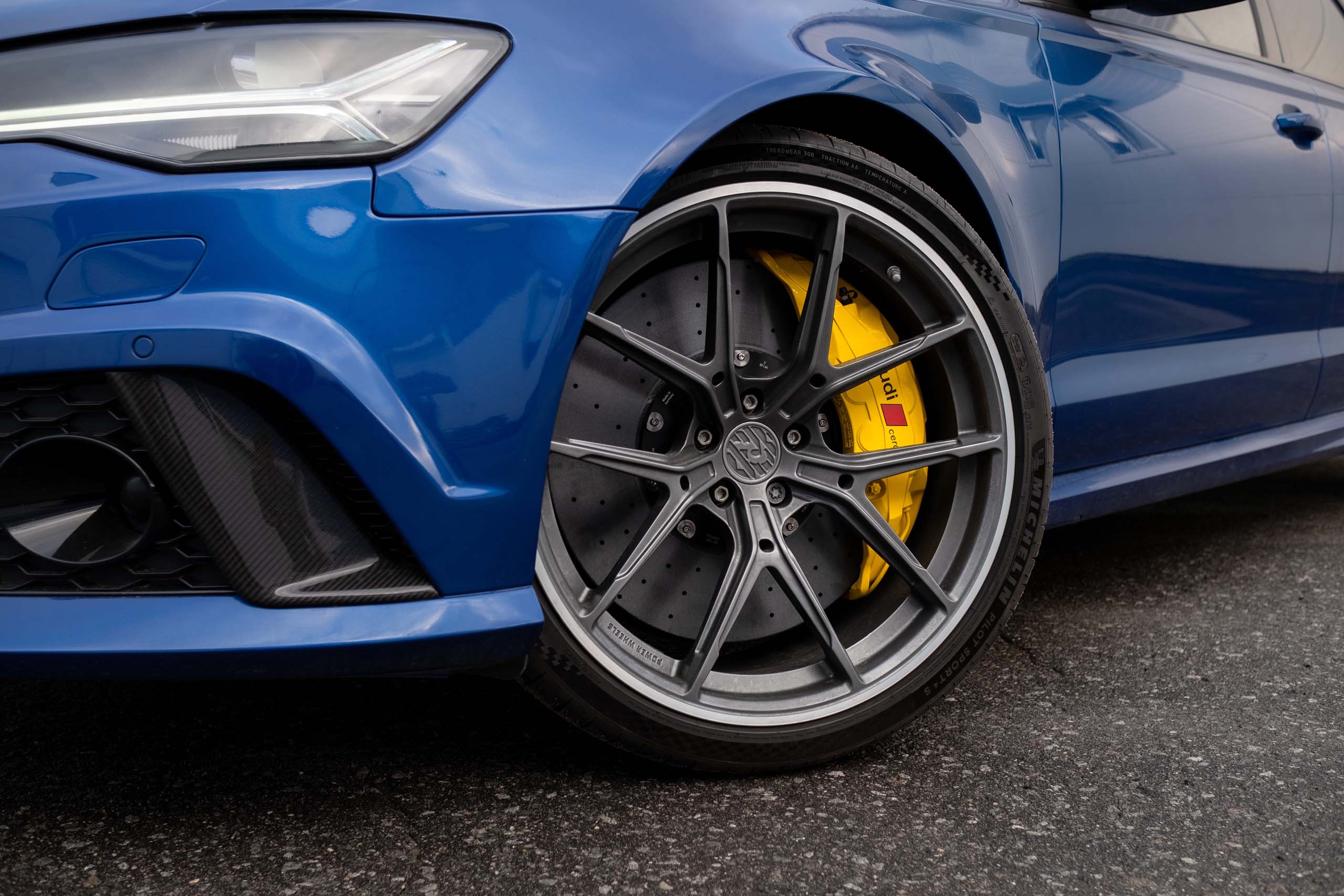 Карбон-керамическая тормозная система для Audi RS6. Фото 6