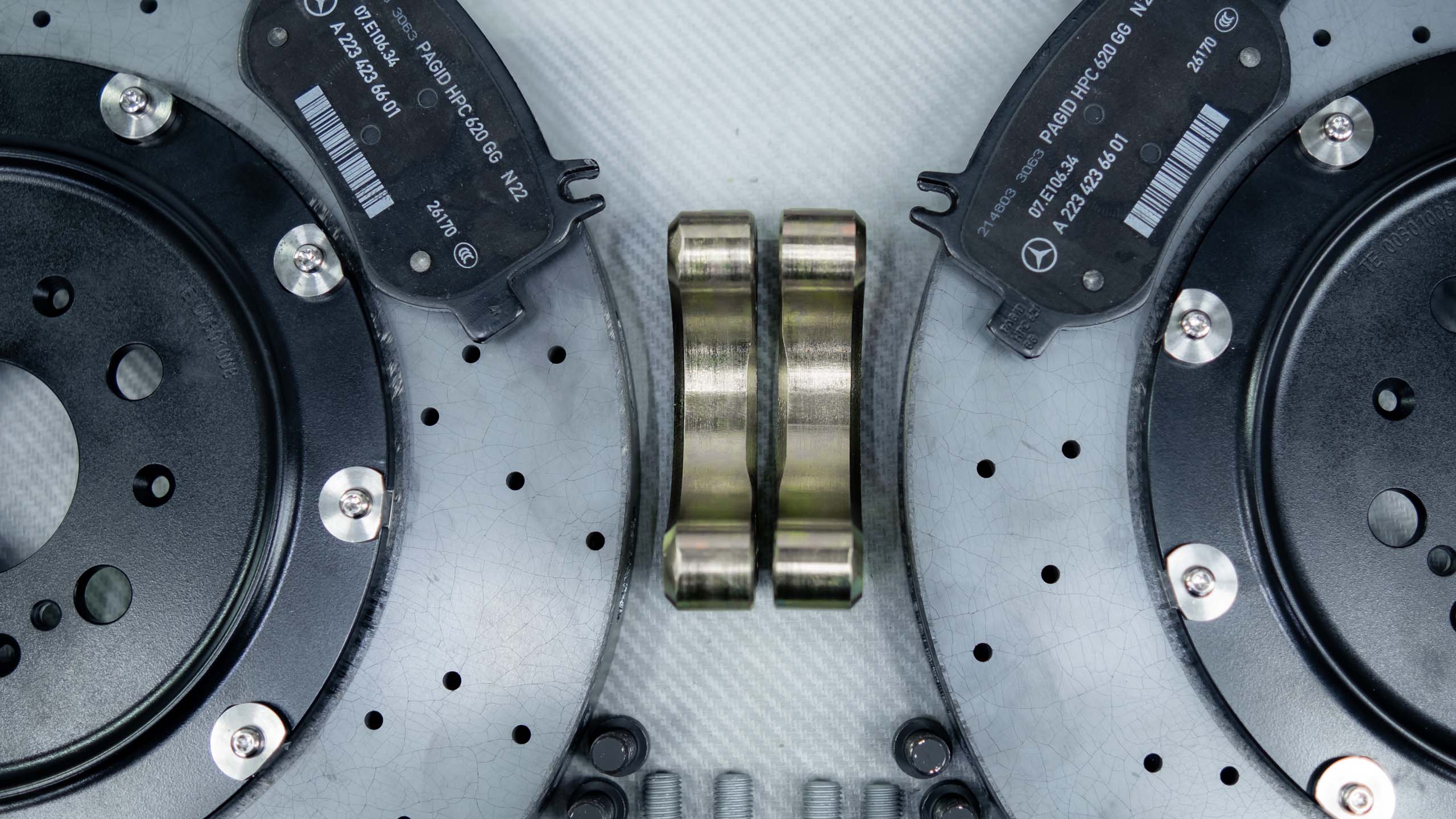 Комплект карбон-керамической тормозной системы для Audi Q6. Фото 9 Комплект карбон-керамической тормозной системы для Audi Q6. Фото 9