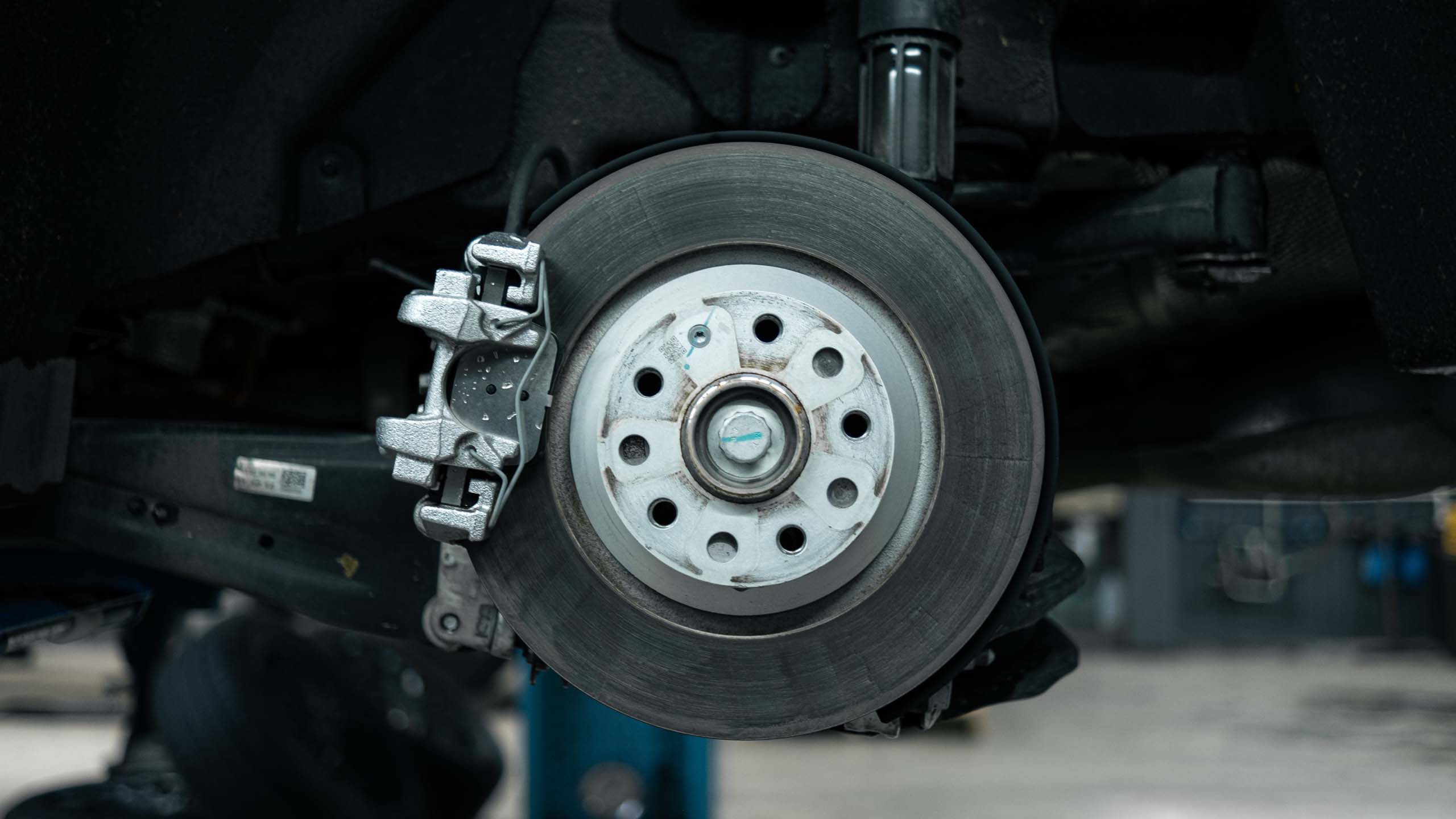 Штатная тормозная система Audi Q6. Фото 16 Штатная тормозная система Audi Q6. Фото 16