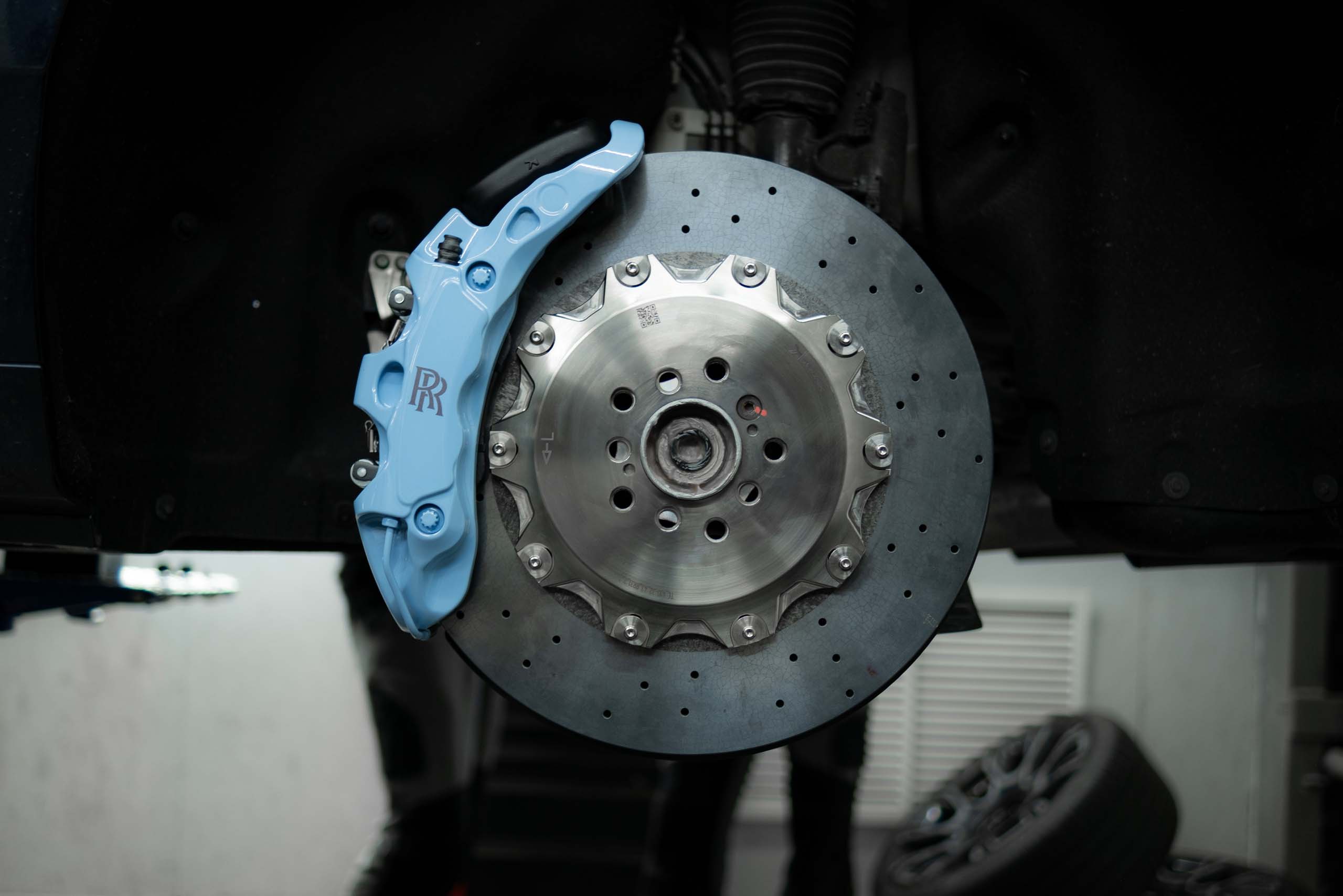 Штатная тормозная система Rolls-Royce Ghost. Фото 11 Штатная тормозная система Rolls-Royce Ghost. Фото 11