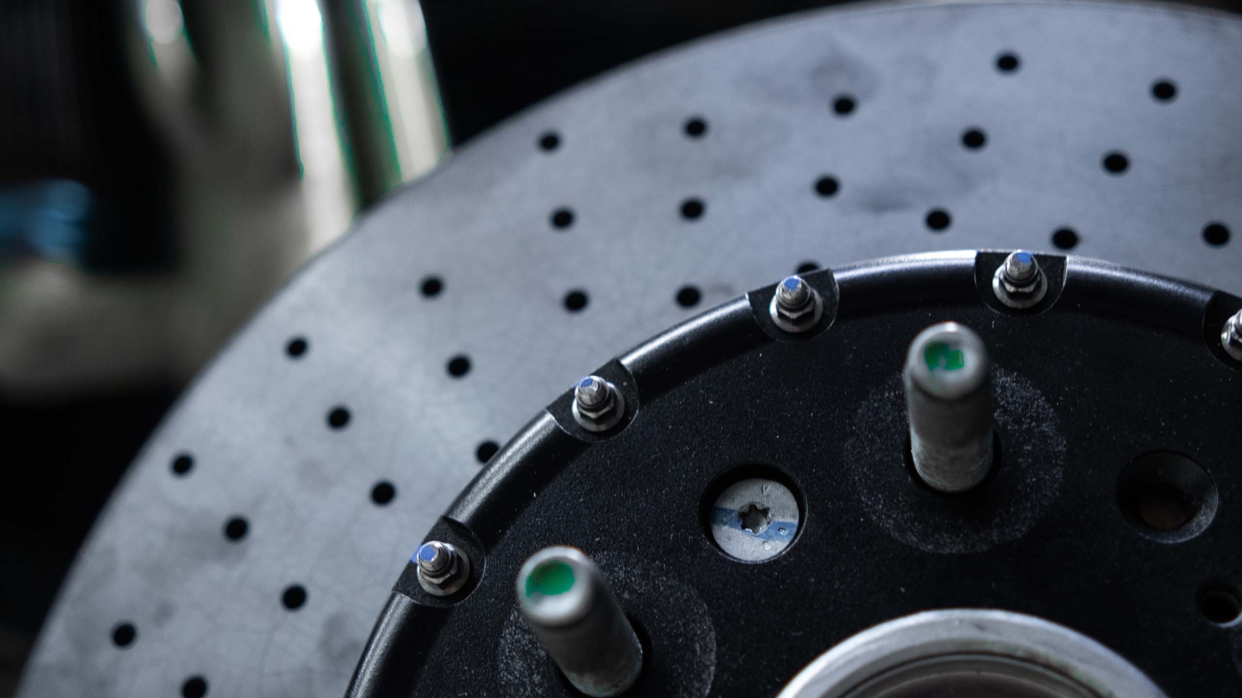 Карбон-керамическая тормозная система для Dodge RAM TRX. Фото 16 Карбон-керамическая тормозная система для Dodge RAM TRX. Фото 16