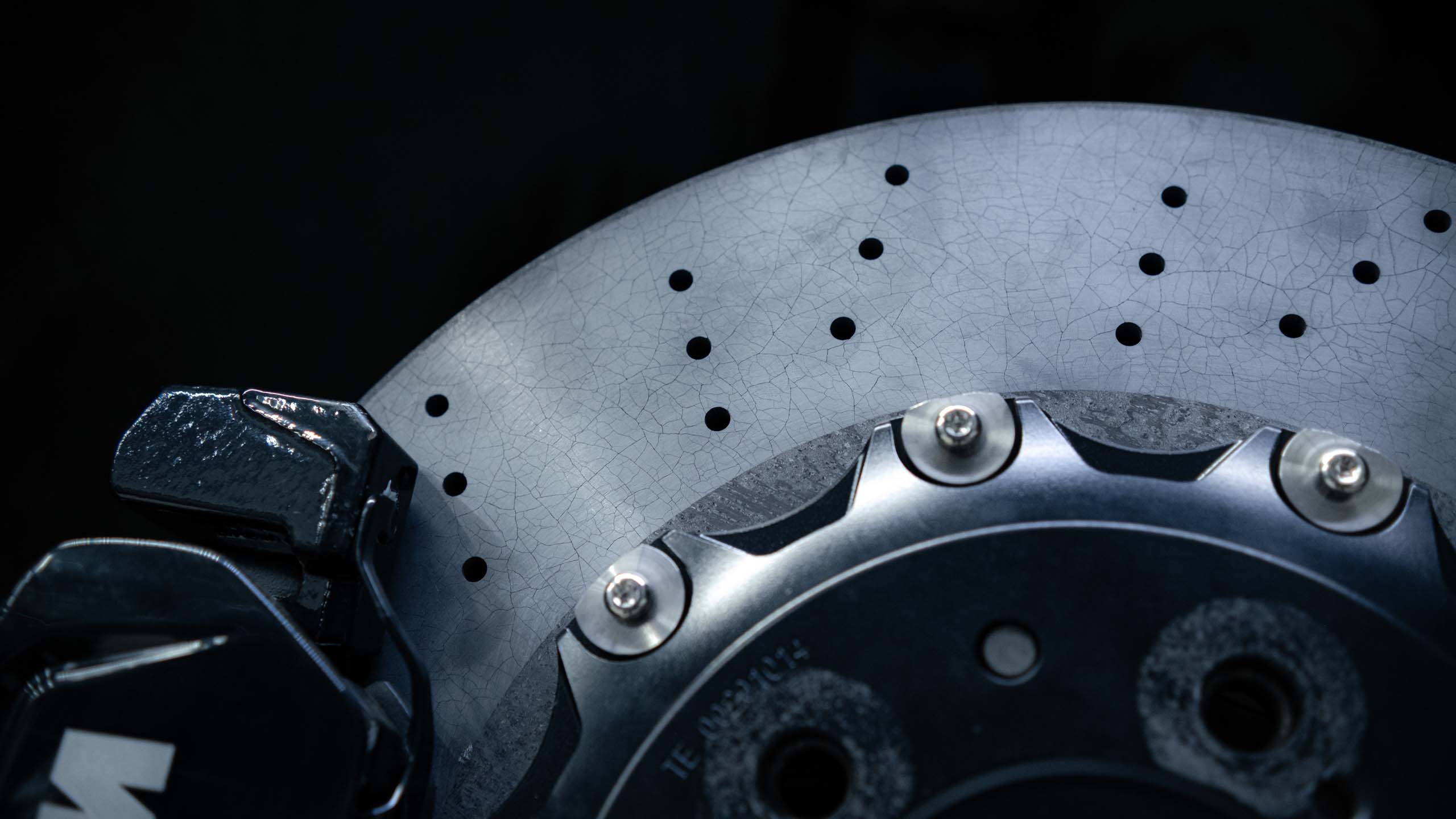 Карбон-керамическая тормозная система для BMW G90. Фото 12 Карбон-керамическая тормозная система для BMW G90. Фото 12