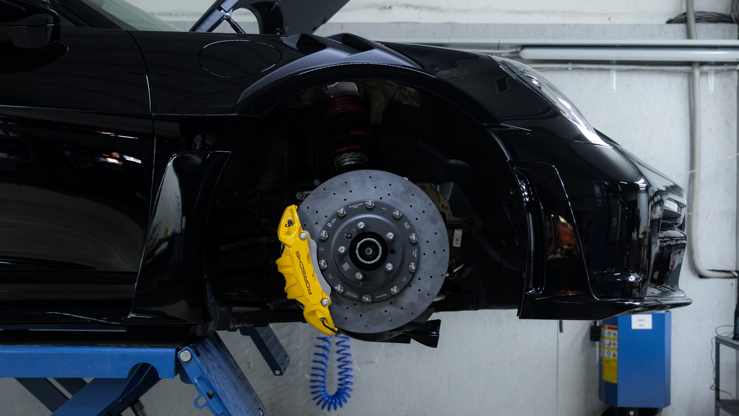 Комплект тормозных дисков для Porsche 992 GT3 RS. Фотография 1 Комплект тормозных дисков для Porsche 992 GT3 RS. Фотография 1