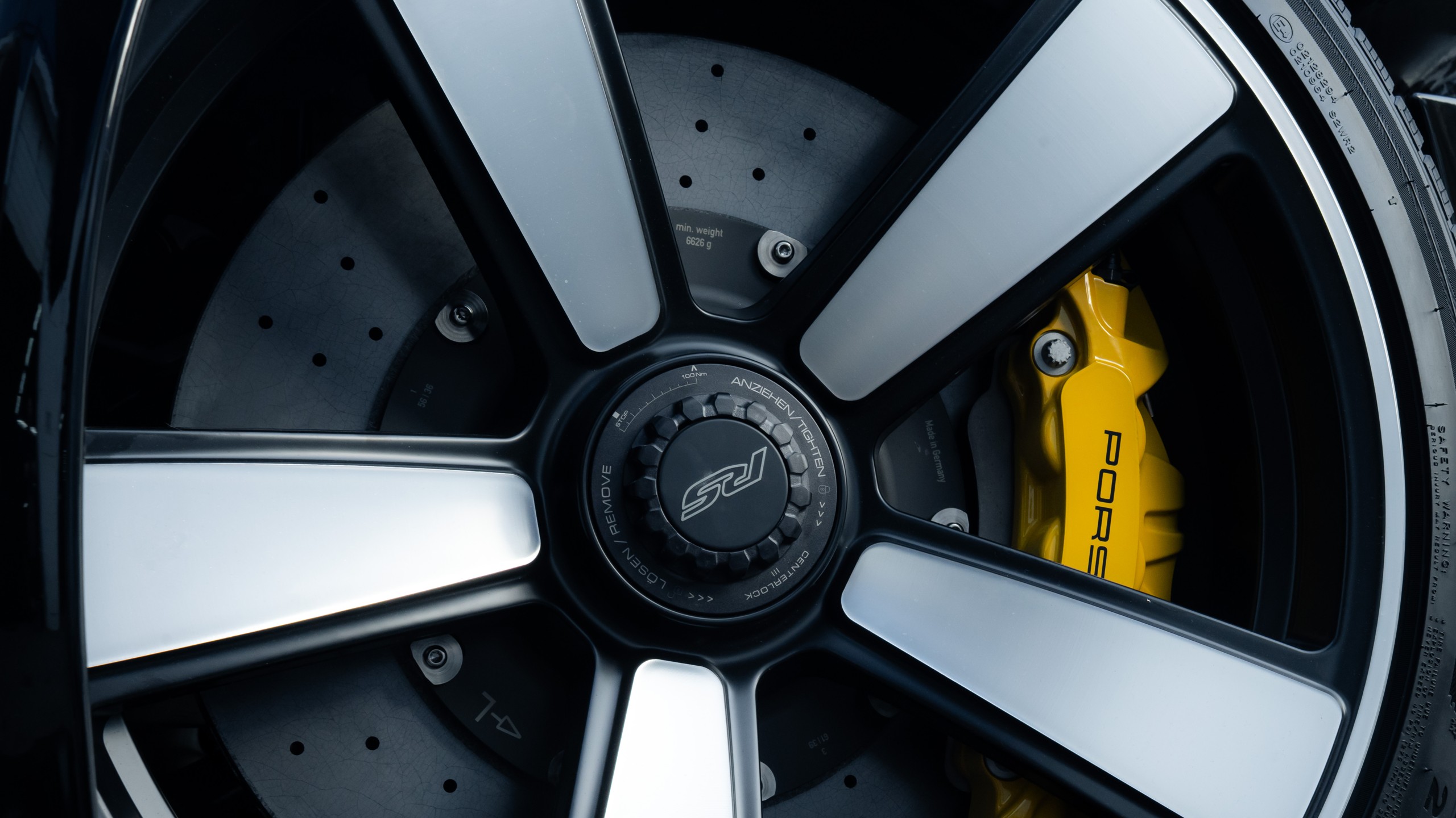 Комплект тормозных дисков для Porsche 992 GT3 RS. Фотография 13 Комплект тормозных дисков для Porsche 992 GT3 RS. Фотография 13