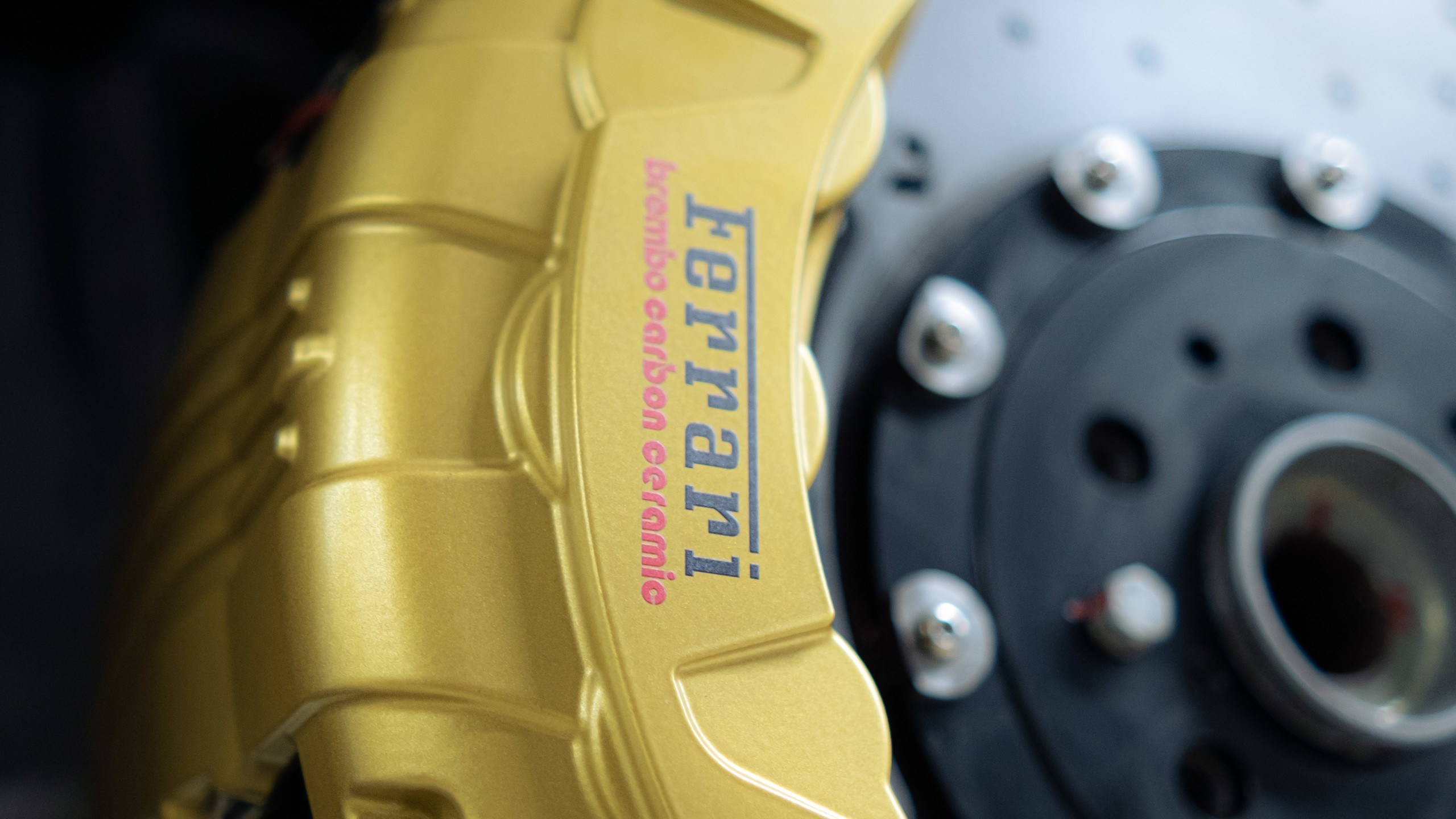 Комплект тормозных дисков для Ferrari 296. Фотография 5 Комплект тормозных дисков для Ferrari 296. Фотография 5