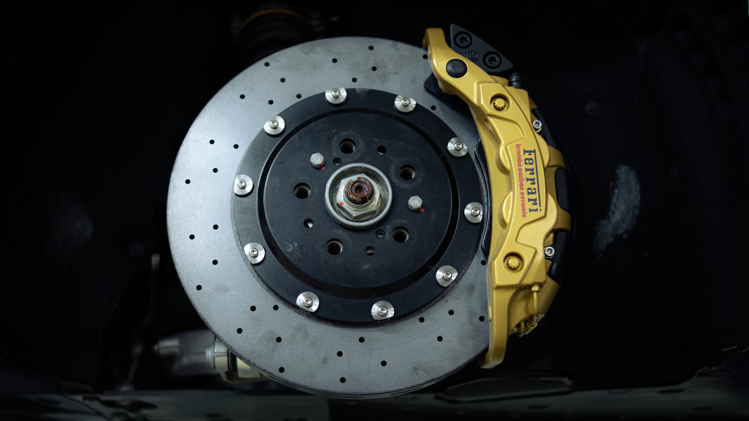 Комплект тормозных дисков для Ferrari 296. Фотография 8 Комплект тормозных дисков для Ferrari 296. Фотография 8